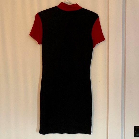 Ribbed Colourblock T-shirt Dress - Picture 3 of 3